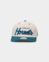 Mitchell & Ness Charlotte Hornets "Cream Team Script" Pro Crown Snapback Cream