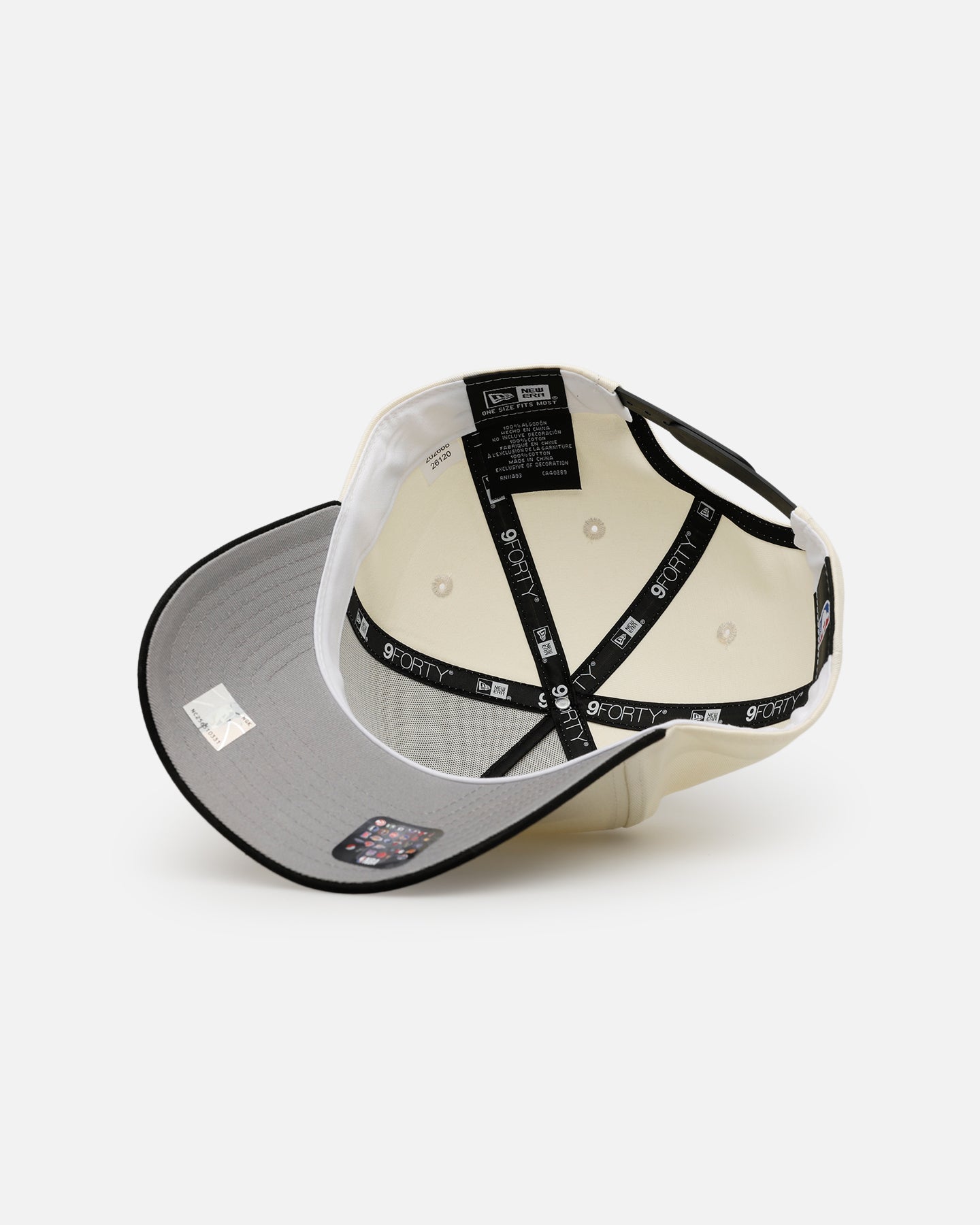 New Era Philadelphia 76ers 'Easy Chrome Black' 9FORTY A-Frame