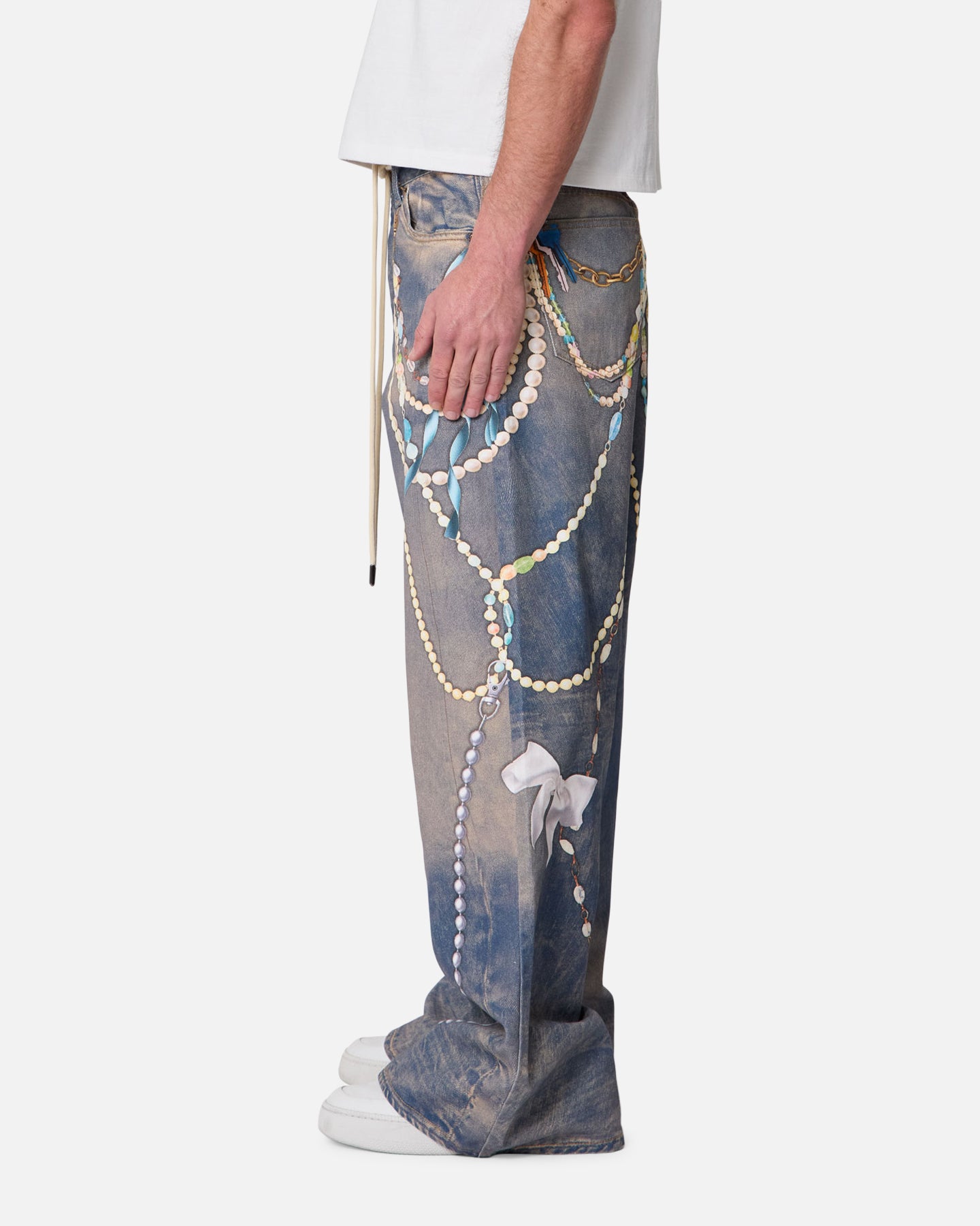 MNML Rave Chain Printed Denim Jeans Washed Blue | Culture Kings US