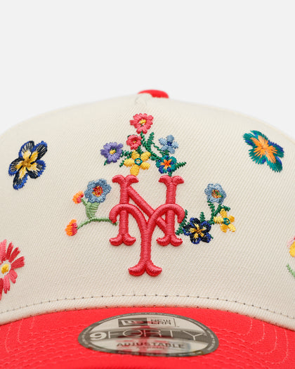 New Era New York Mets Summer Flowers 3.0 9FORTY A-Frame Snapback Pink