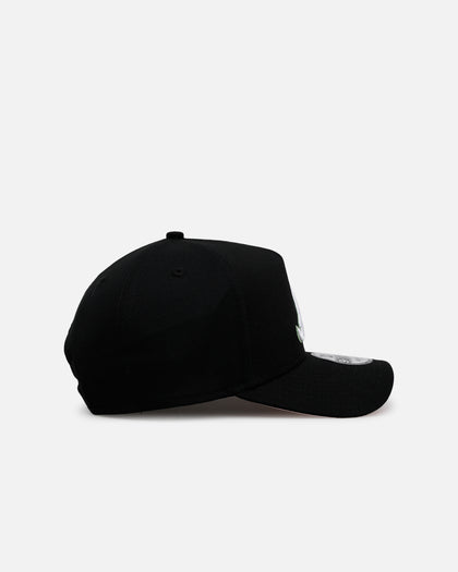 New Era Atlanta Braves 'Satin Flower' 9FORTY A-Frame Snapback Black/Pink