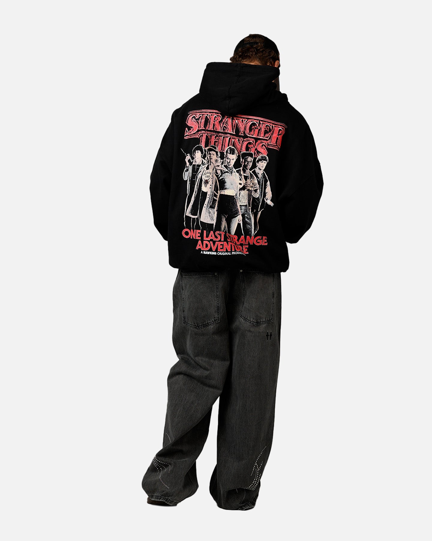 STRANGER THINGS x  スタジャン XL タグ付き 73Studio X Stranger Things Hawkins Heroes Hoodie Black | Culture