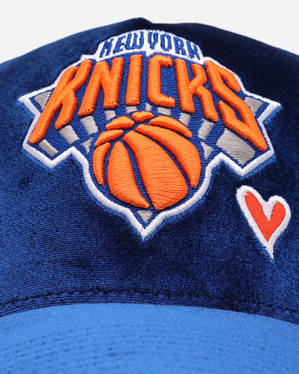 New Era New York Knicks 'Velvet Hearts' 9FORTY A-Frame Snapback Blue
