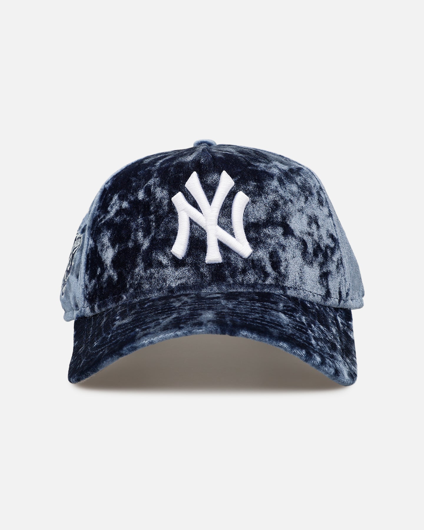 New Era New York Yankees 'Crushed Blue Velvet' 9FORTY A-Frame