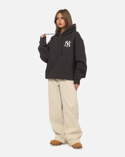 Majestic Athletic New York Yankees Everteam Logo Hoodie Washed Black