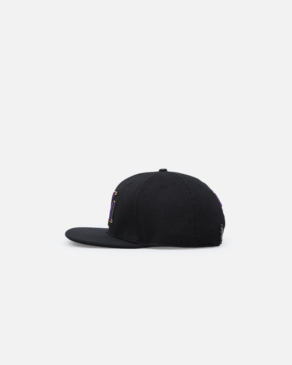 Pro Standard Los Angeles Lakers Wool Snapback Black