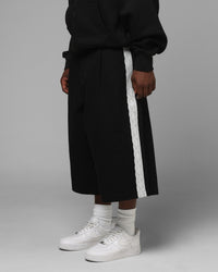 Loiter Lace Jorts Black