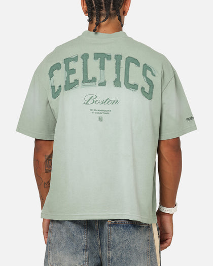 Mitchell & Ness Boston Celtics Big Oversized Logo T-Shirt Orchid Tint