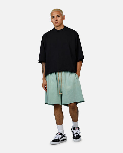 MNML Oversized Cargo Sweat Shorts Seafoam