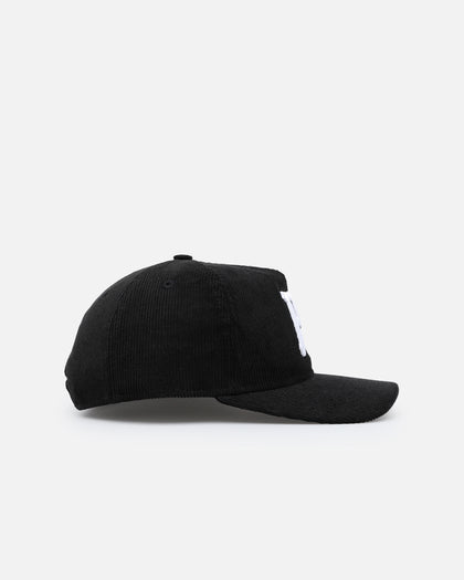 New Era Pittsburgh Pirates 'Corduroy Roses' Pre-Curved Golfer Snapback Black Corduroy/White