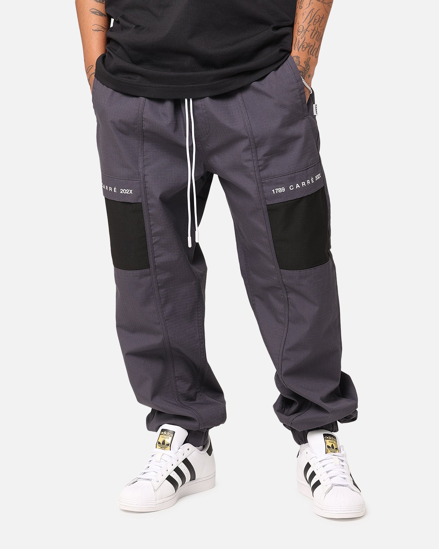 未使用　BRIEFING KING 3D LOGO JOGGER PANTS Carre 202XL Cargo Jogger Pants Navy | Culture Kings US