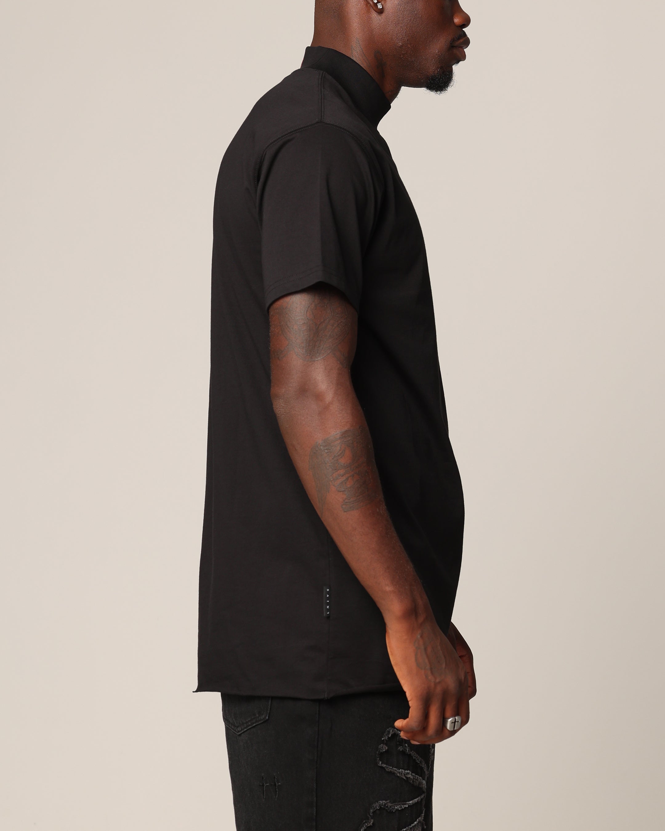 Saint Morta Old English Mock Neck T-Shirt Black/Red | Culture Kings US