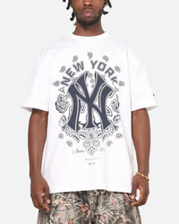New Era New York Yankees Paisley Oversized T-Shirt White