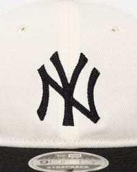 New Era New York Yankees 'Retro Crown Classic' 9FIFTY Retro Crown Strapback Chrome White/Black