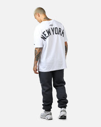 Pro Standard New York Yankees Moonlight T-Shirt Moonlight