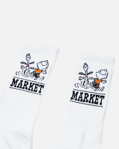 Market Peanuts Snoopy Charlie Dance Socks Ecru