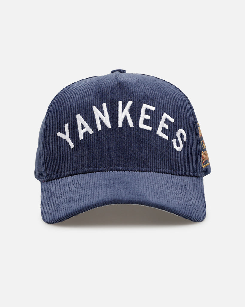 Mitchell & Ness New York Yankees 'Vintage Cord' Pro Pinch Snapback
