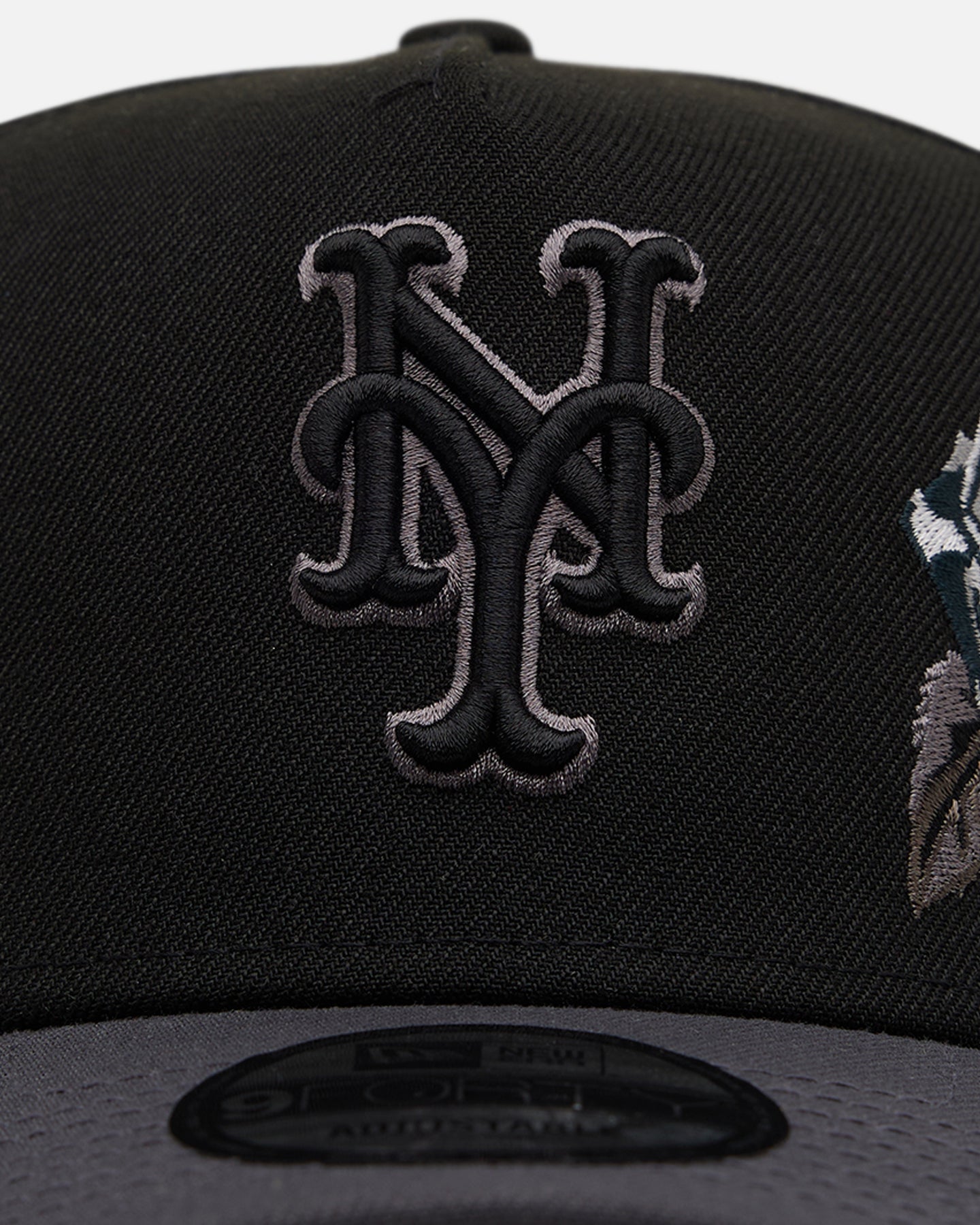 New Era New York Mets 'Stealth Roses' 9FORTY A-Frame Snapback