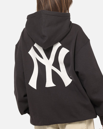 Majestic Athletic New York Yankees Everteam Logo Hoodie Washed Black