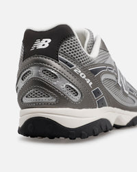 New Balance 204 Dark Silver