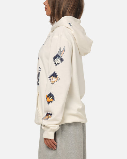 New Era Los Angeles Dodgers Looney Tunes Hoodie Light Beige