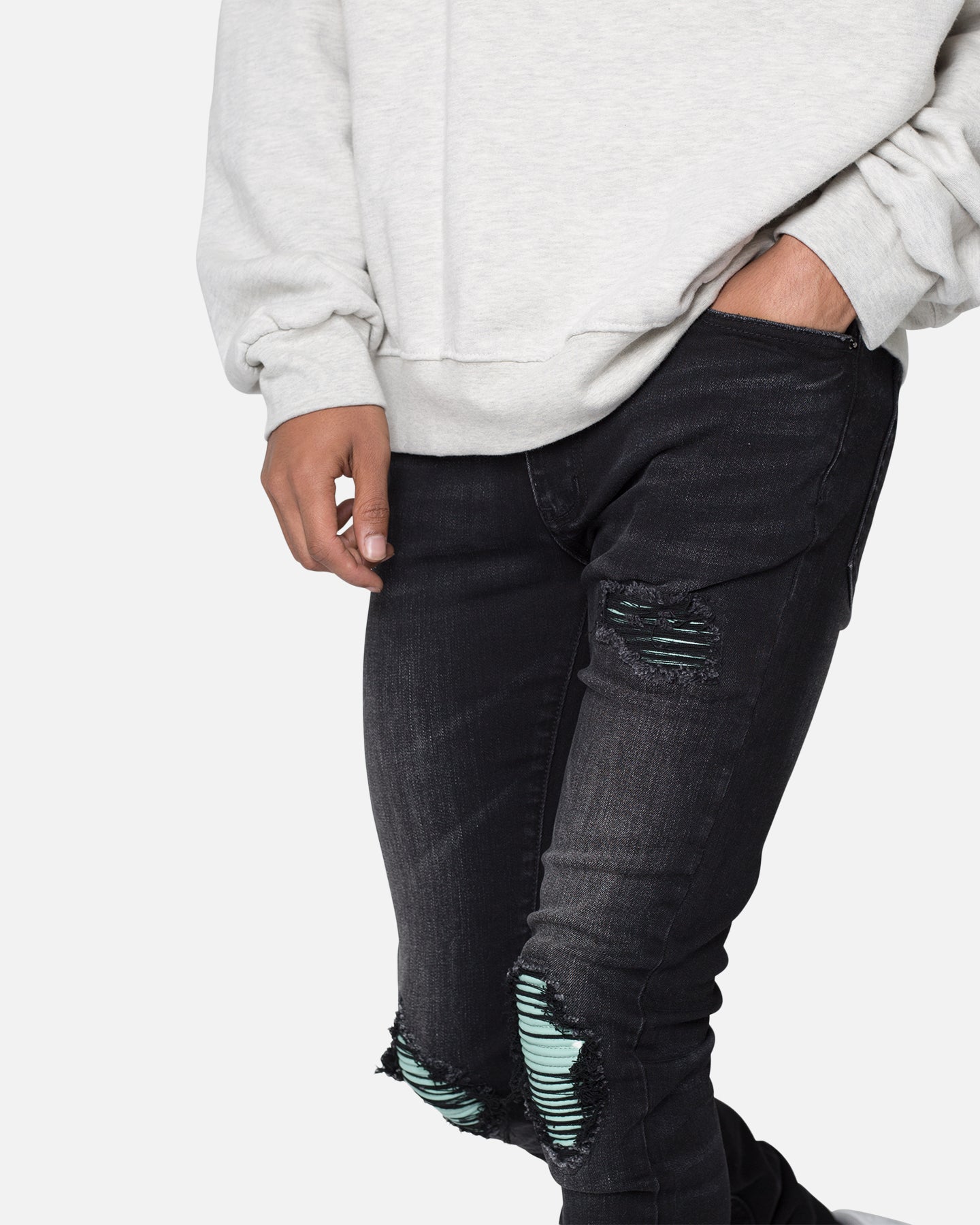 MNML X559 Skinny Denim Jeans Black/Green | Culture Kings US