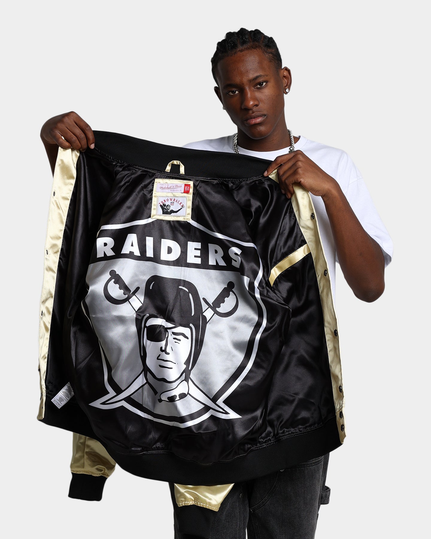 Mitchell & Ness Las Vegas Raiders Fashion Lightweight Satin Jacket