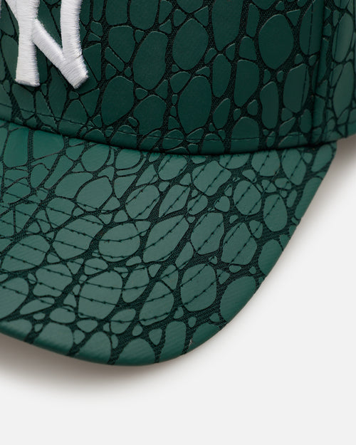 New Era New York Yankees 'Croc Skin 2.0' 9FORTY A-Frame Snapback Dark Green