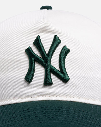 New Era New York Yankees 'Dark Green Chrome' 9FORTY A-Frame Snapback White/Green