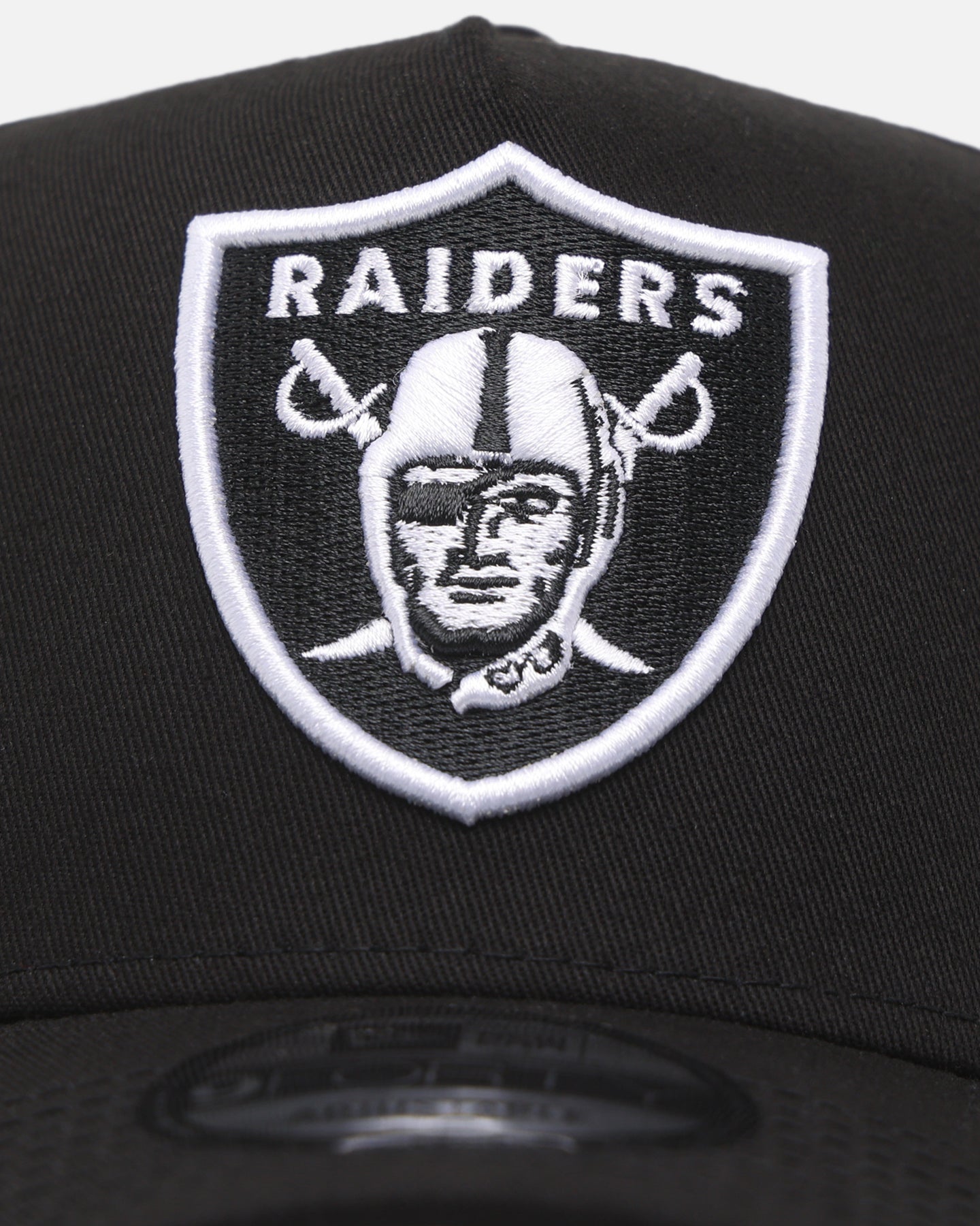 New Era Las Vegas Raiders 'Rose Emblem' 9FORTY A-Frame Snapback