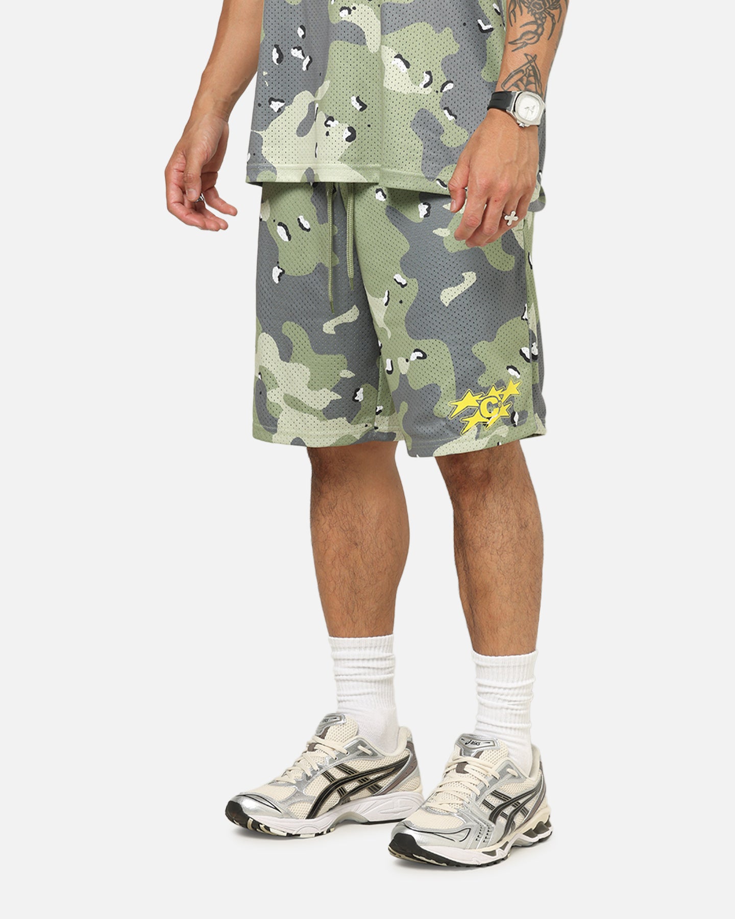 Carre Sideline Basketball Shorts Green Camo | Culture Kings US