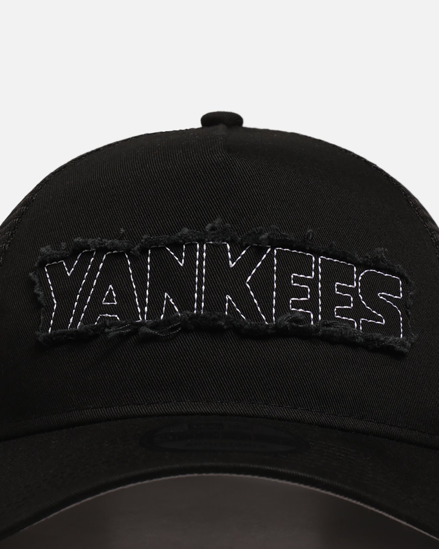 New Era New York Yankees 'Distressed' 9FORTY A-Frame Trucker