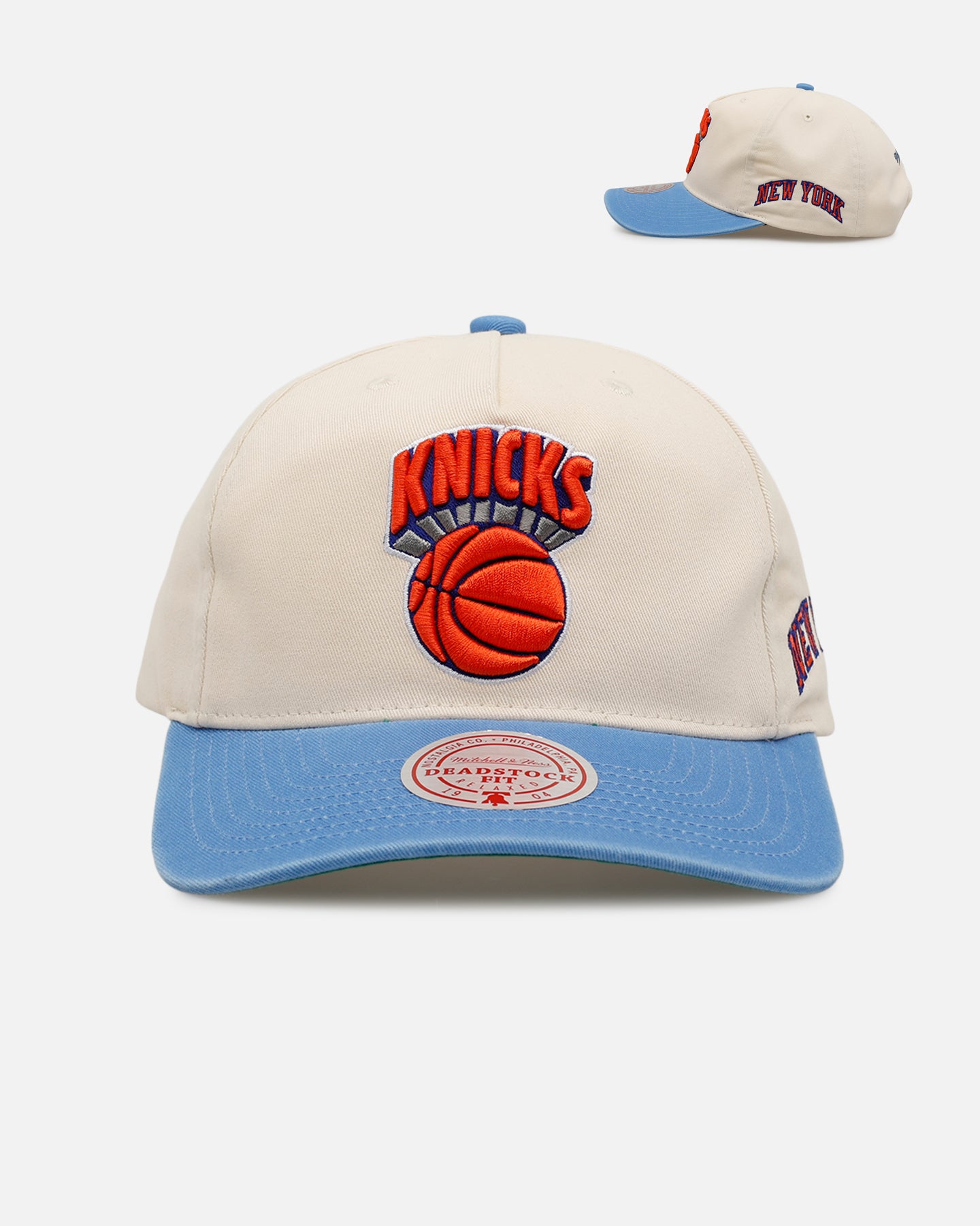 Mitchell & Ness New York Knicks 'Washed Cotton' Deadstock Snapback