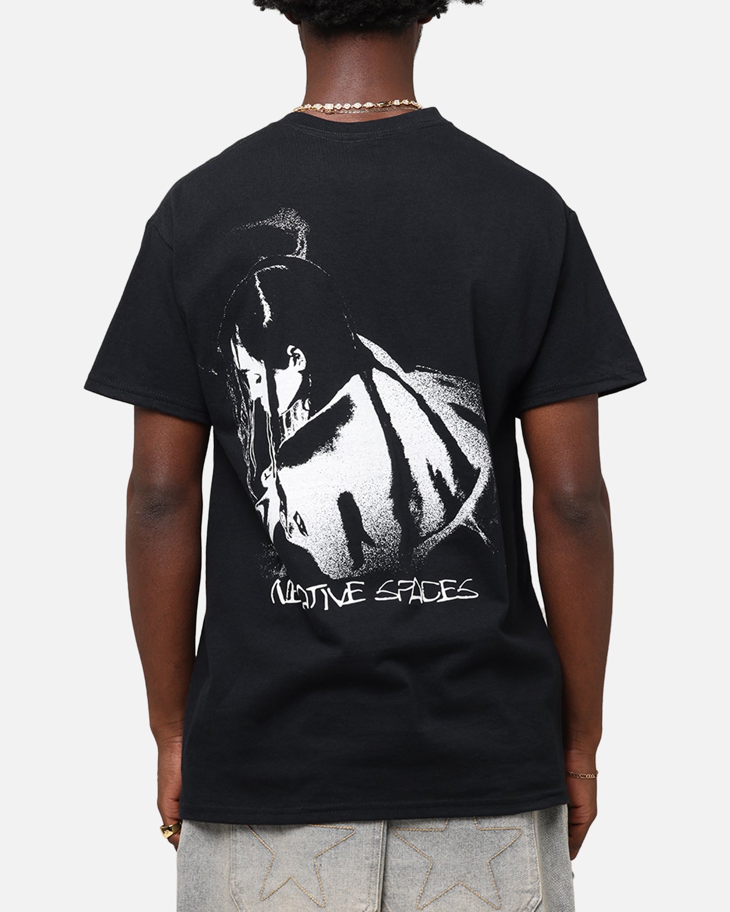 poppy tシャツ Poppy Negative Spaces T-Shirt Black | Culture Kings US
