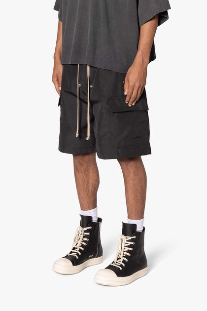 MNML Rave Double Cargo Shorts Black