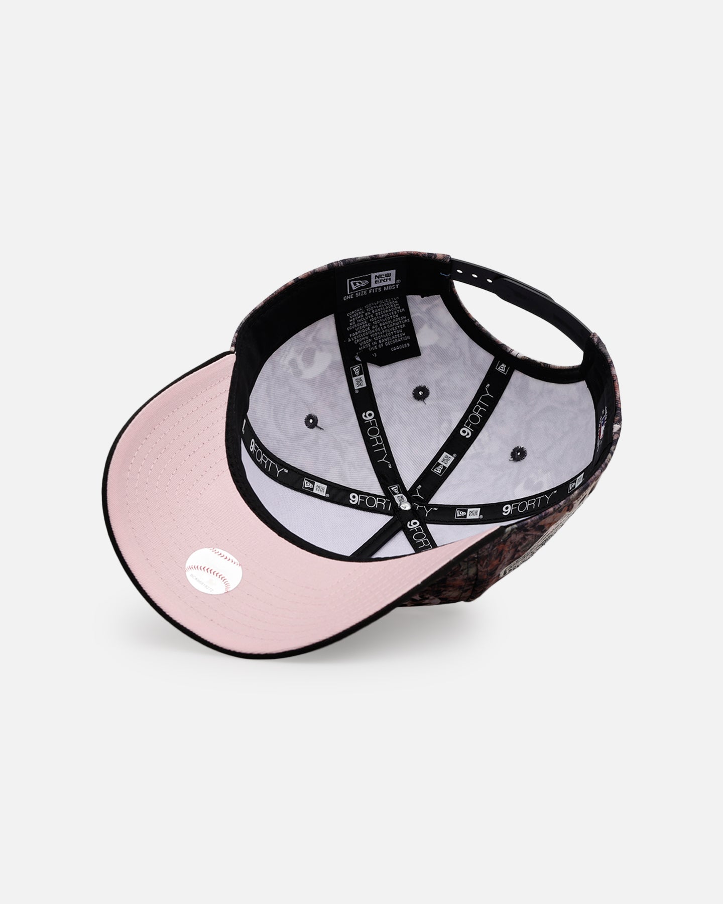New Era New York Yankees 'Camo Skulls' 9FORTY A-Frame Snapback
