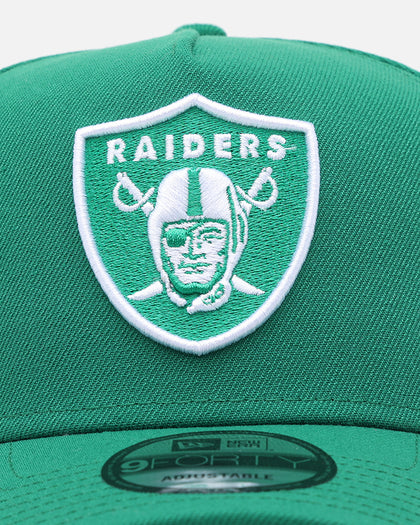 New Era Las Vegas Raiders 'Polychromatic' 9FORTY A-Frame Snapback Kelly Green