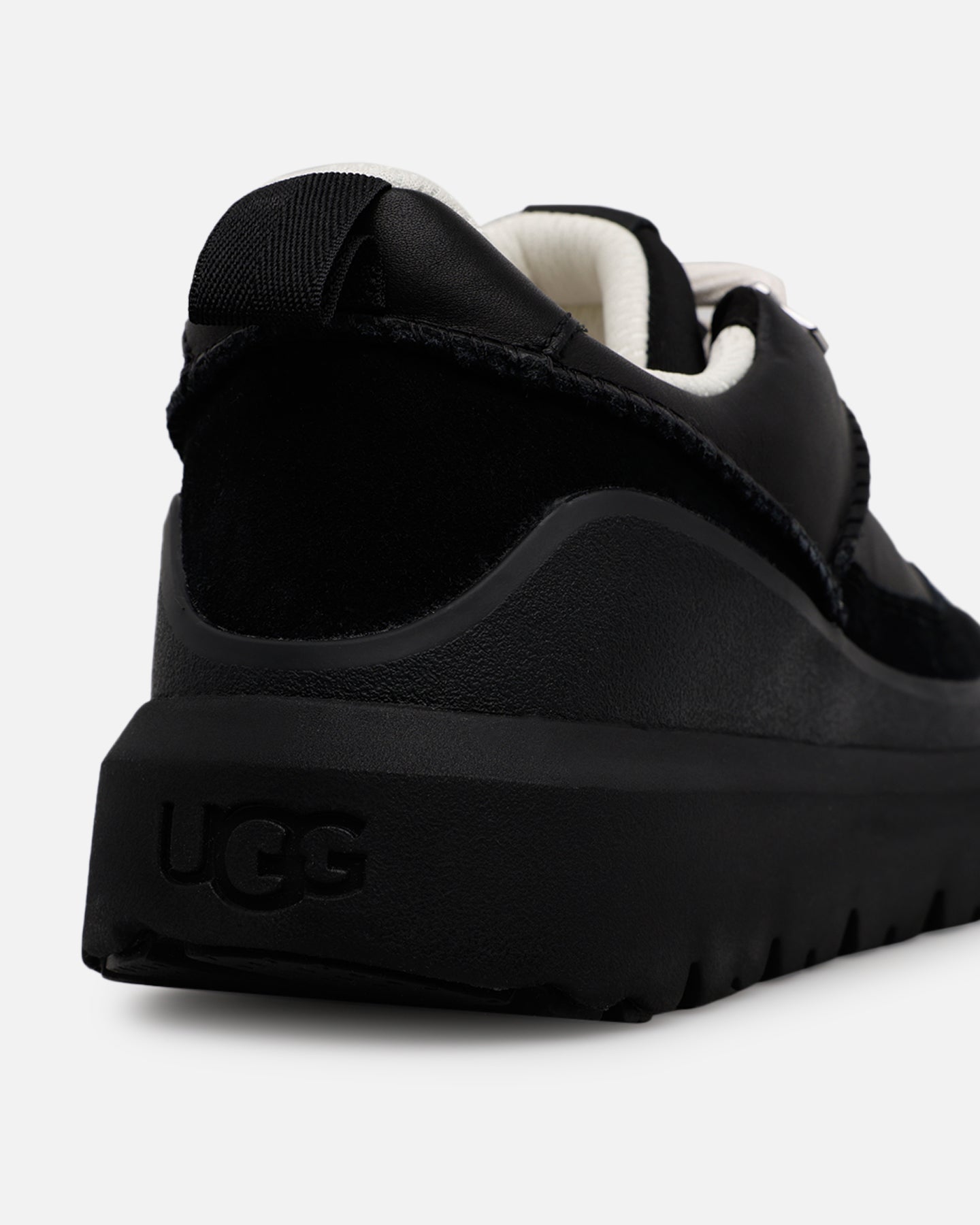 Ugg Boots Heritage Utility Sneaker Black | Culture Kings US