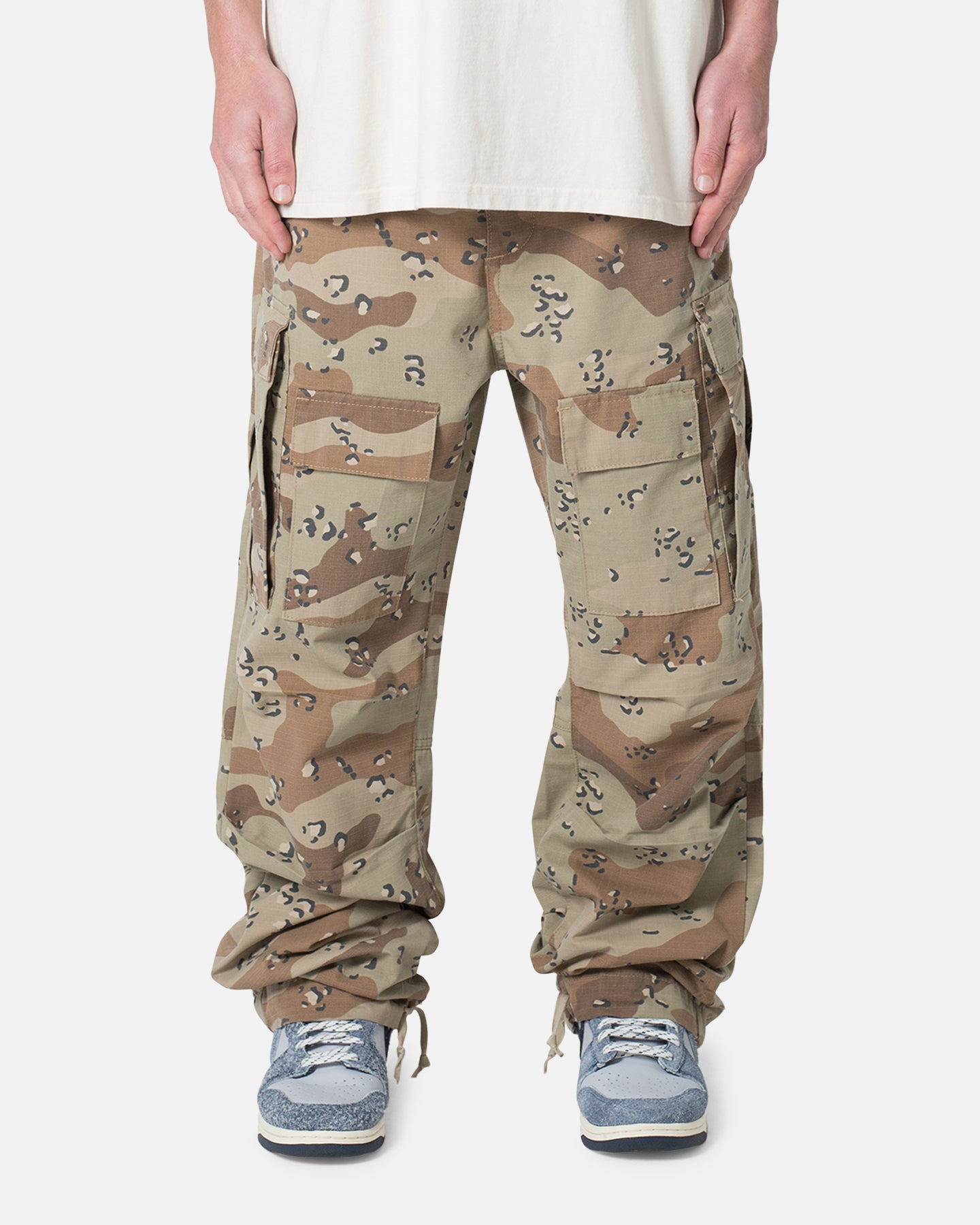 MNML Ultra Baggy Cargo Pants Desert Camo | Culture Kings US