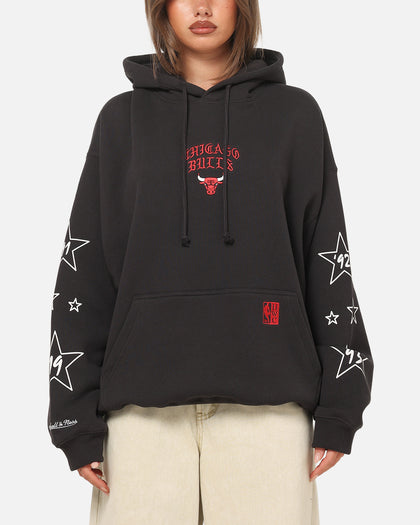 Mitchell & Ness Chicago Bulls Blackletter Champs Box Hoodie Washed Black
