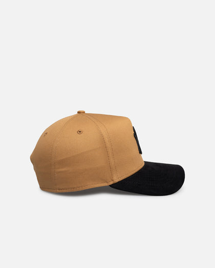 New Era New York Yankees "Wheat Black Suede" 9Forty A-Frame Snapback Beige/Khaki