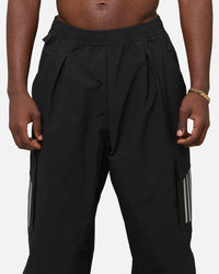 adidas x Mercedes-AMG PETRONAS Formula One F1 2025 Mechanics Joggers Black/White