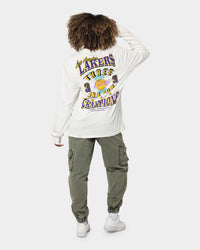 Mitchell & Ness Women's Los Angeles Lakers Three-Peat Long Sleeve T-Shirt Vintage White