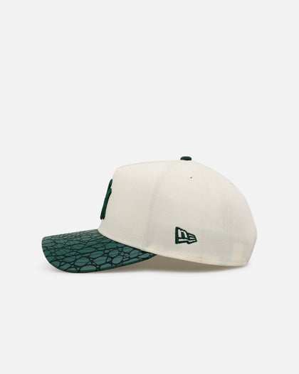 New Era New York Yankees 'Croc Skin 2.0' 9FORTY A-Frame Snapback Chrome/Dark Green