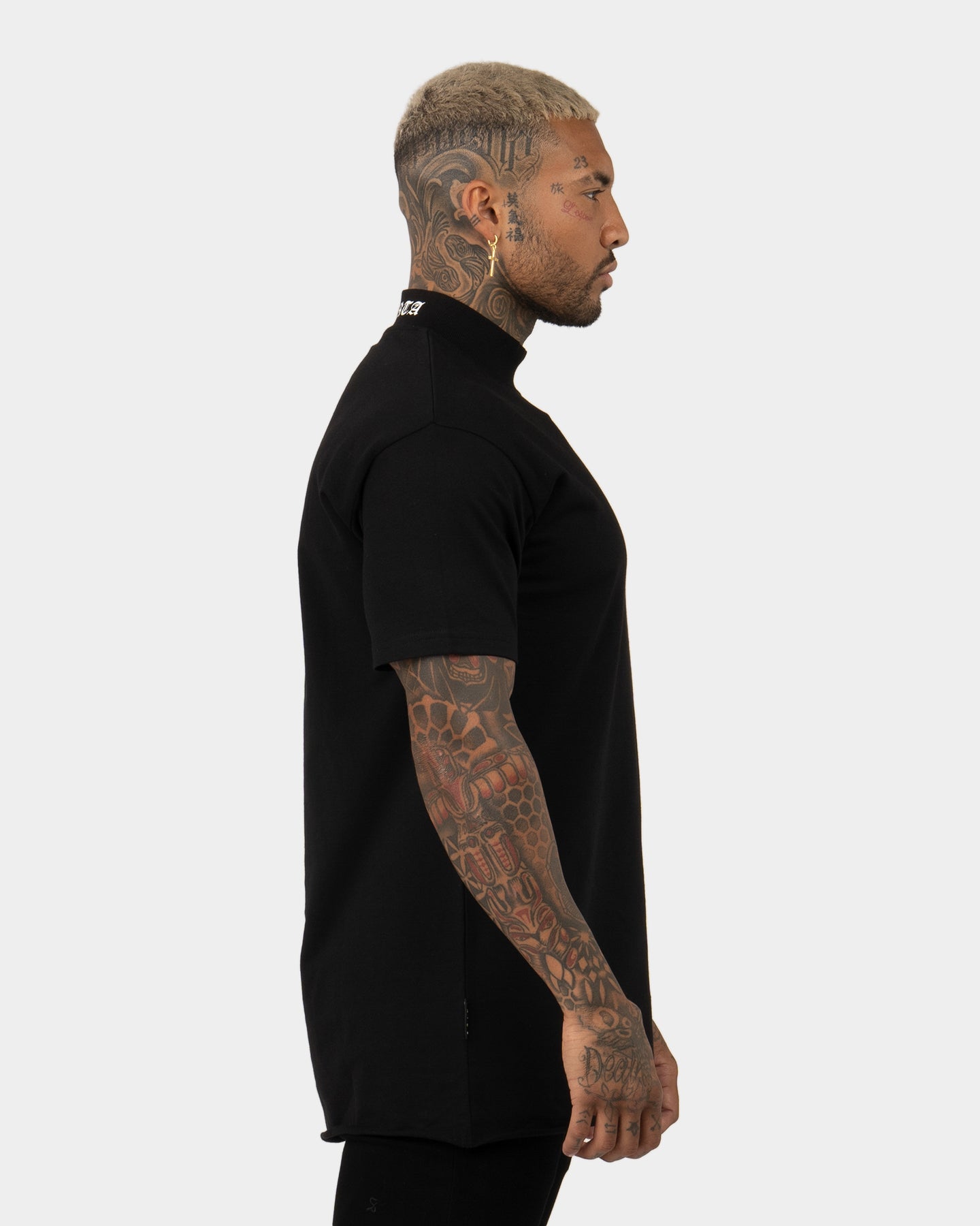 Saint Morta Old English Mock Neck T-Shirt Black/White | Culture