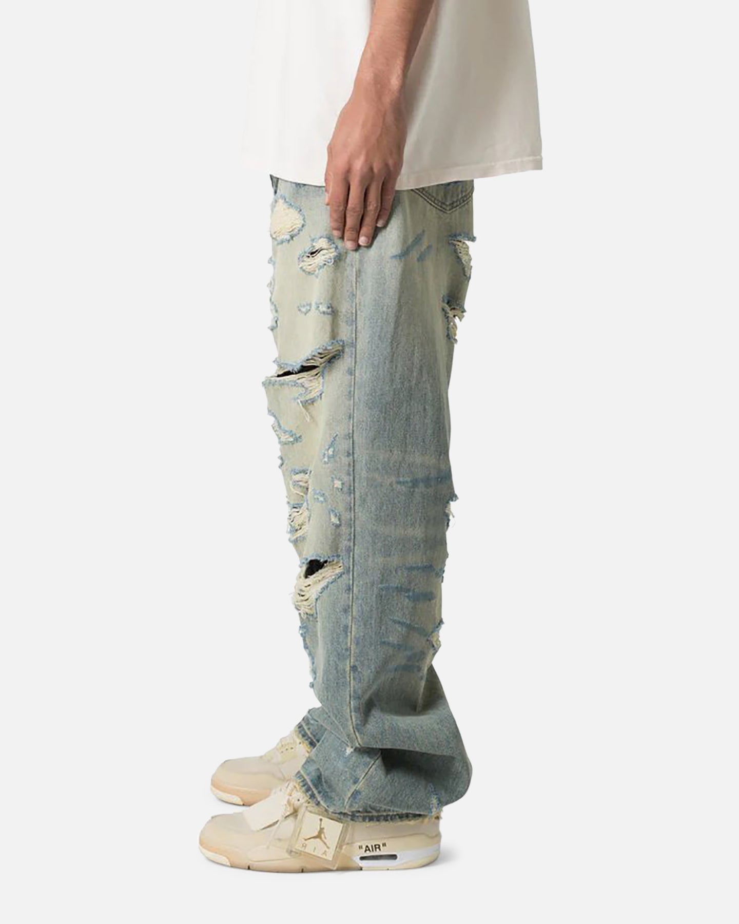 MNML Ultra Baggy Distressed Jeans Vintage Blue | Culture Kings US