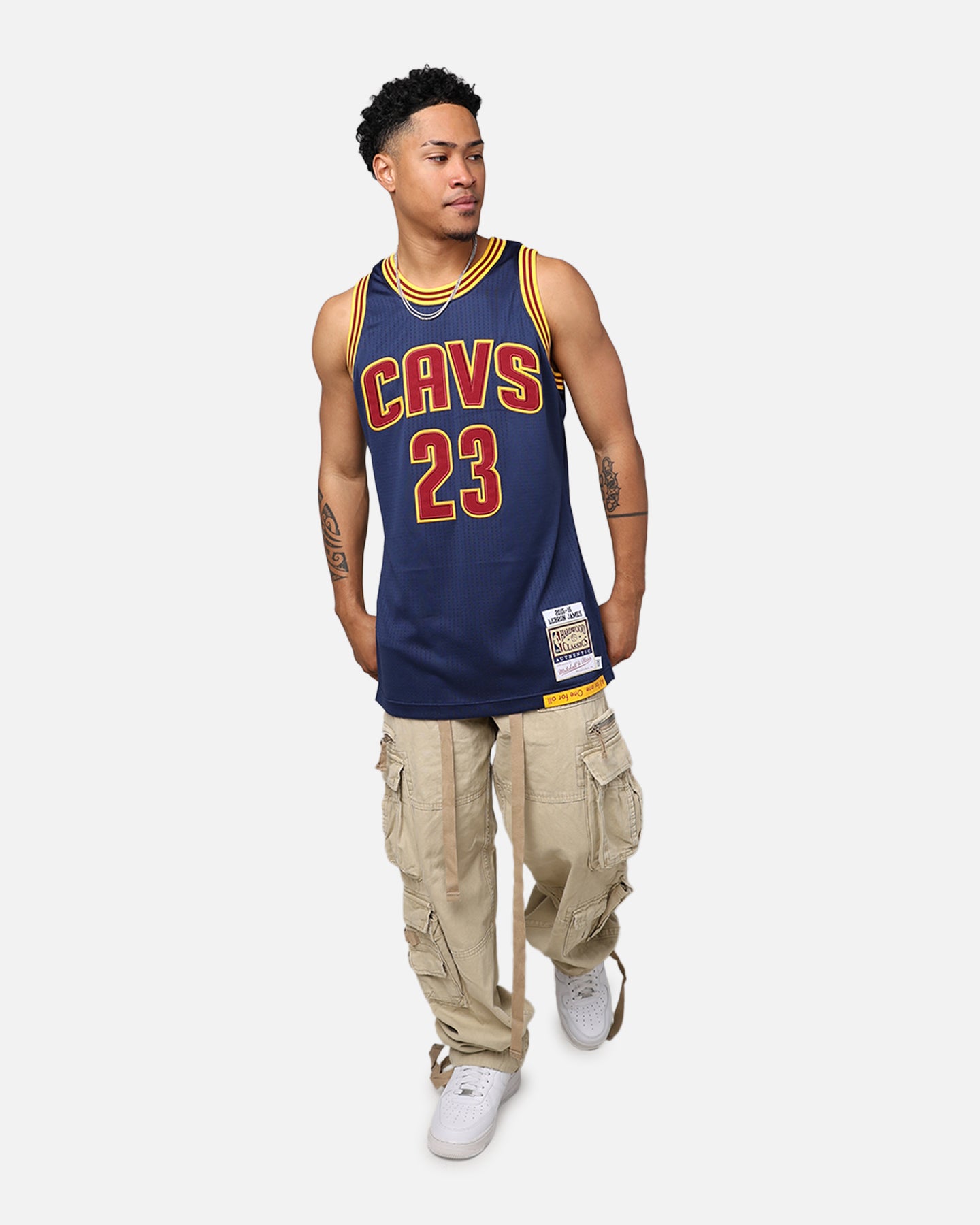 Mitchell & Ness Cleveland Cavaliers LeBron James 2015-16 Authentic