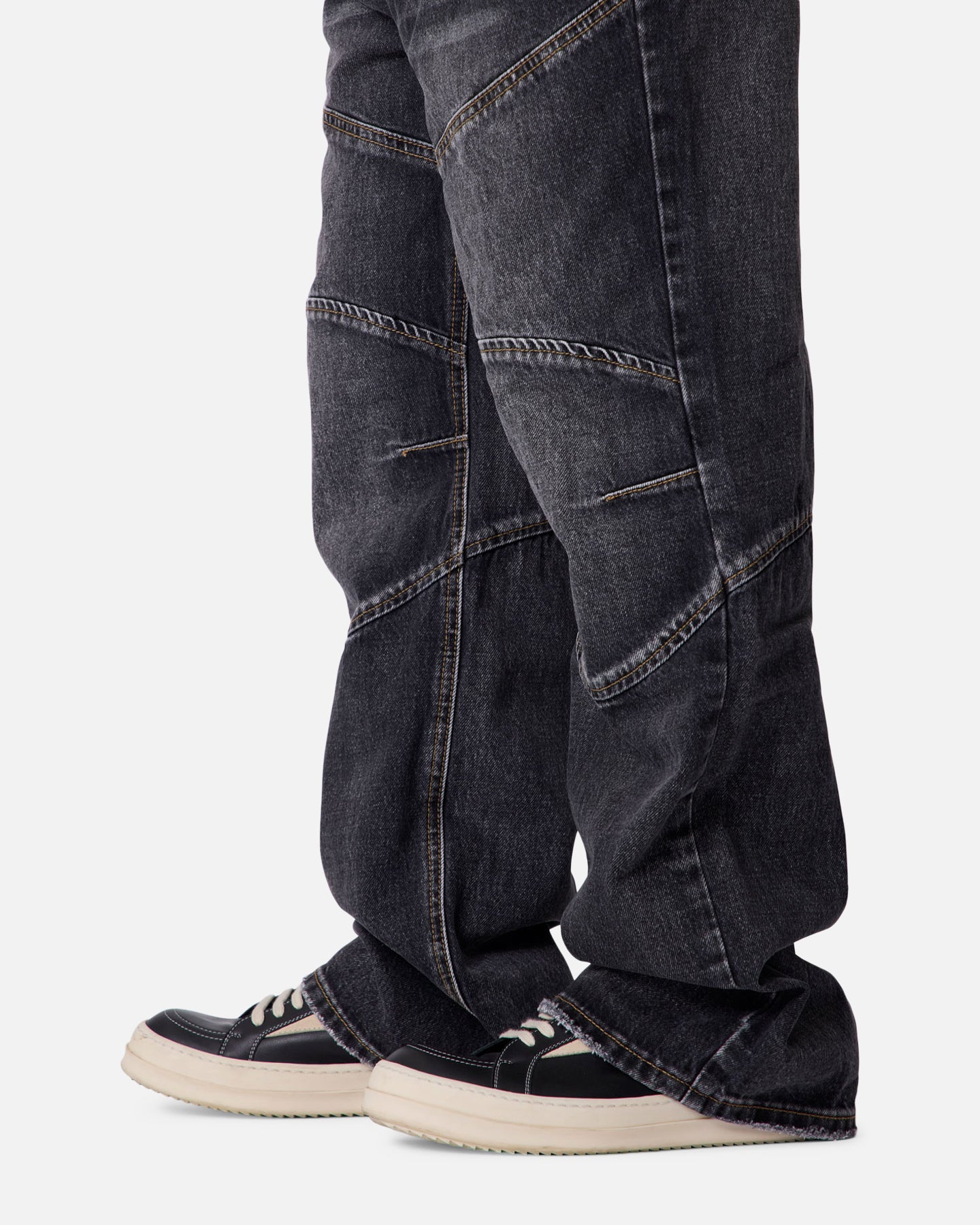 デニム+ジーンズ mnml DENIM BLACK MNML Panelled Moto Denim Jeans Washed Black | Culture Kings US