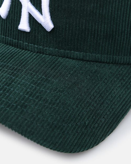 New Era New York Yankees 'Dark Green Cord' 9FORTY A-Frame Corduroy Snapback Dark Green