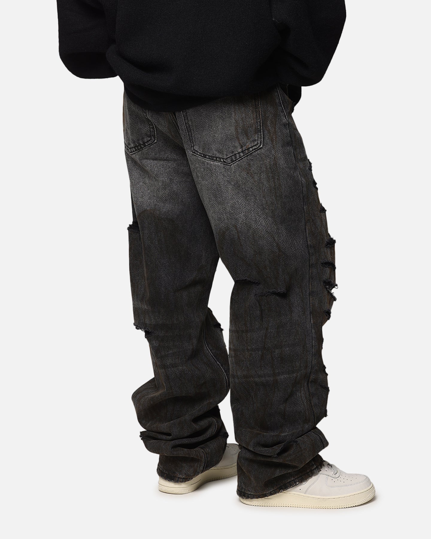 MNML Ultra Baggy Thrashed Denim Jeans Black | Culture Kings US
